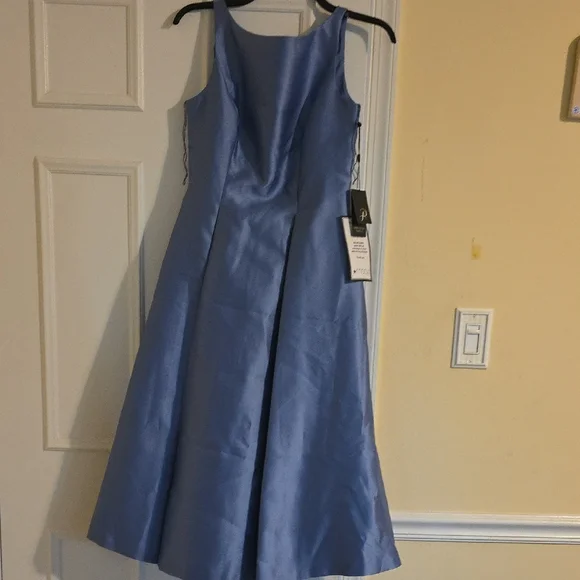 Adrianna Papell | Dresses | Adrianna Papell Light Blue Midi Dress | Poshmark